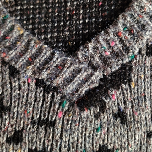 Vintage 80s Novelty Sweater Vest Tic-Tac-Toe Pattern - Picture 7 of 8